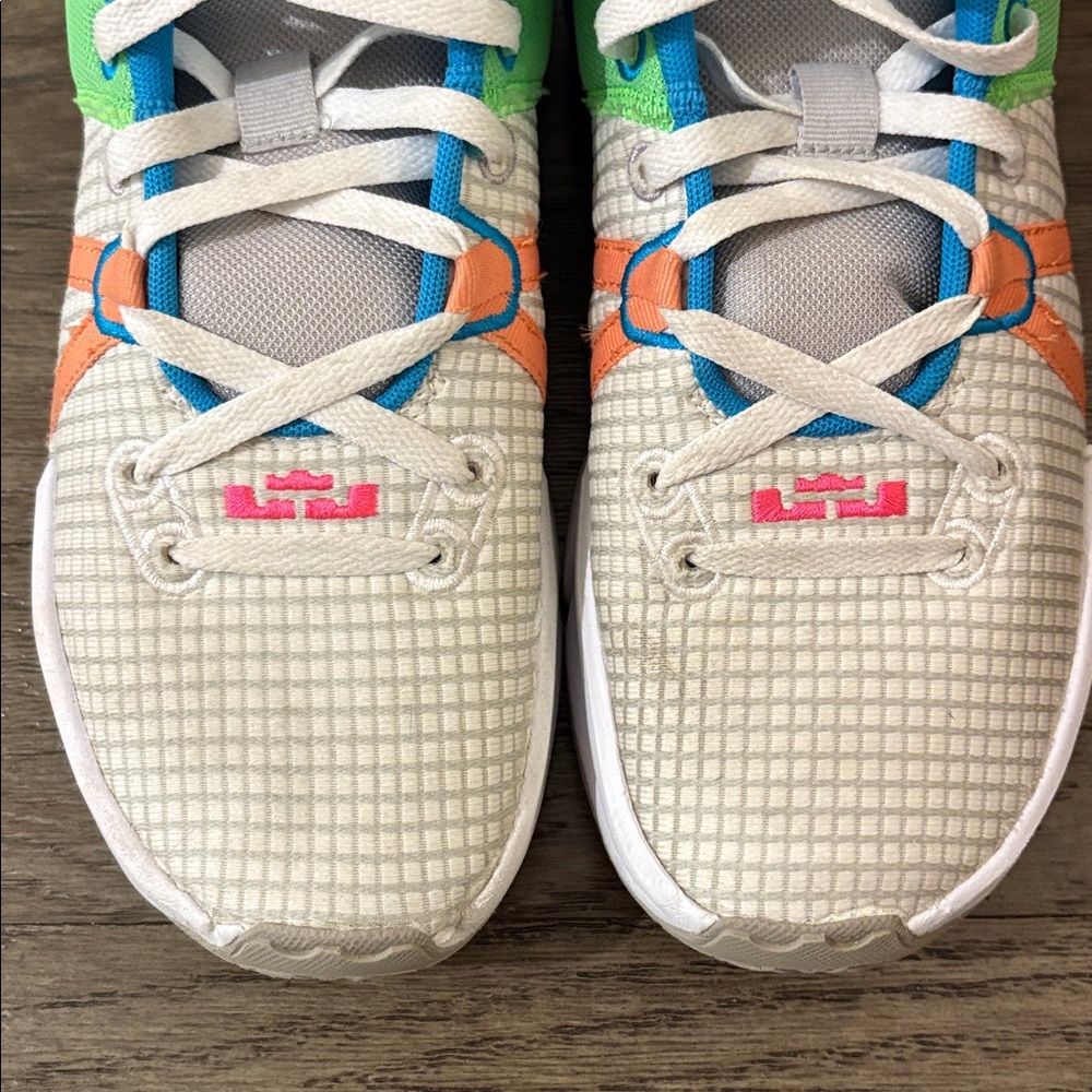 [Nike] LeBron Witness 7 Athletic Basketball Shoes Sneakers Multi Color Men’s 9.5 - Picture 10 of 16